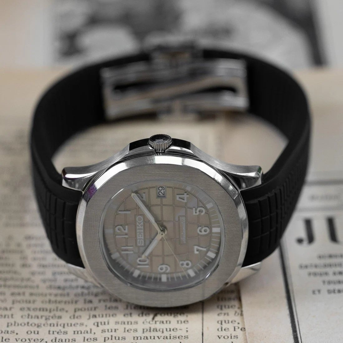 AQUANAUT MOD SILVER BACK by Mein Shop – ModTime