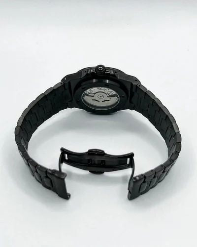 Montre automatique ModTime de style Nautilus — configuration «Black Cherry» (NH35), bracelet noir, fond de boîtier transparent, vue arrière