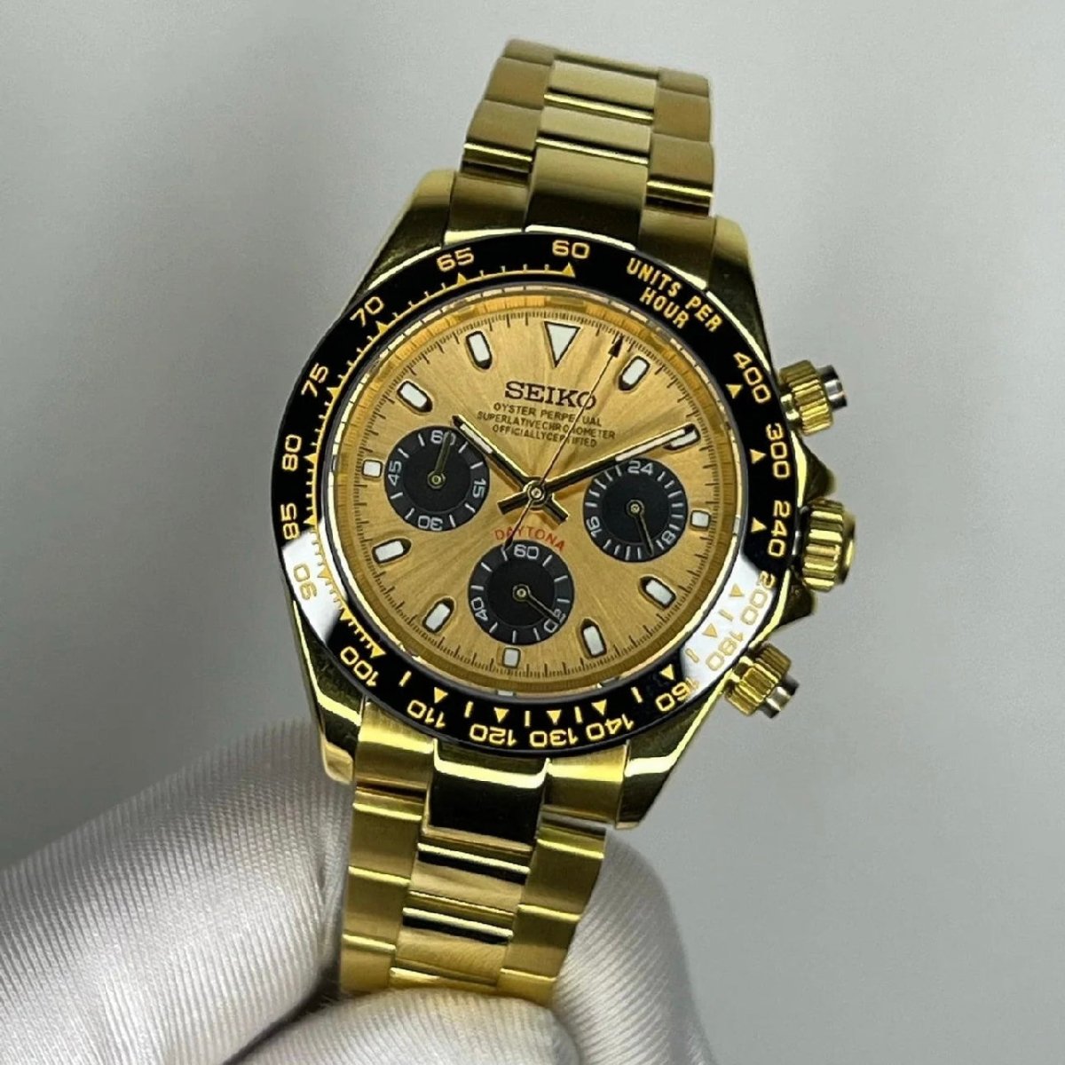 Daytona Mod All Gold Oyster gold chronograph Seiko mod style watch with VK63 movement by ModTime - side profile