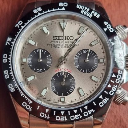 Daytona Mod Champagne Dial Oyster chronograph Seiko mod style watch with VK63 movement by ModTime - case and bracelet detail