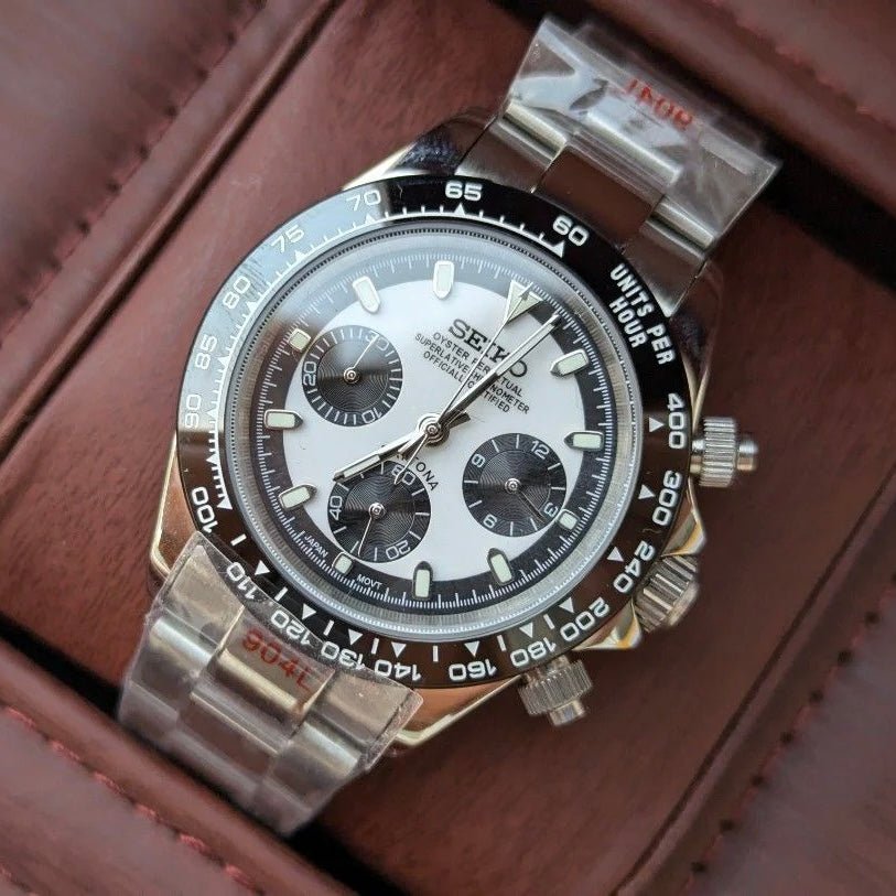 Daytona Mod Silver Reverse Panda Oyster silver and black and white panda chronograph Seiko mod style watch with VK63 movement by ModTime - dial detail